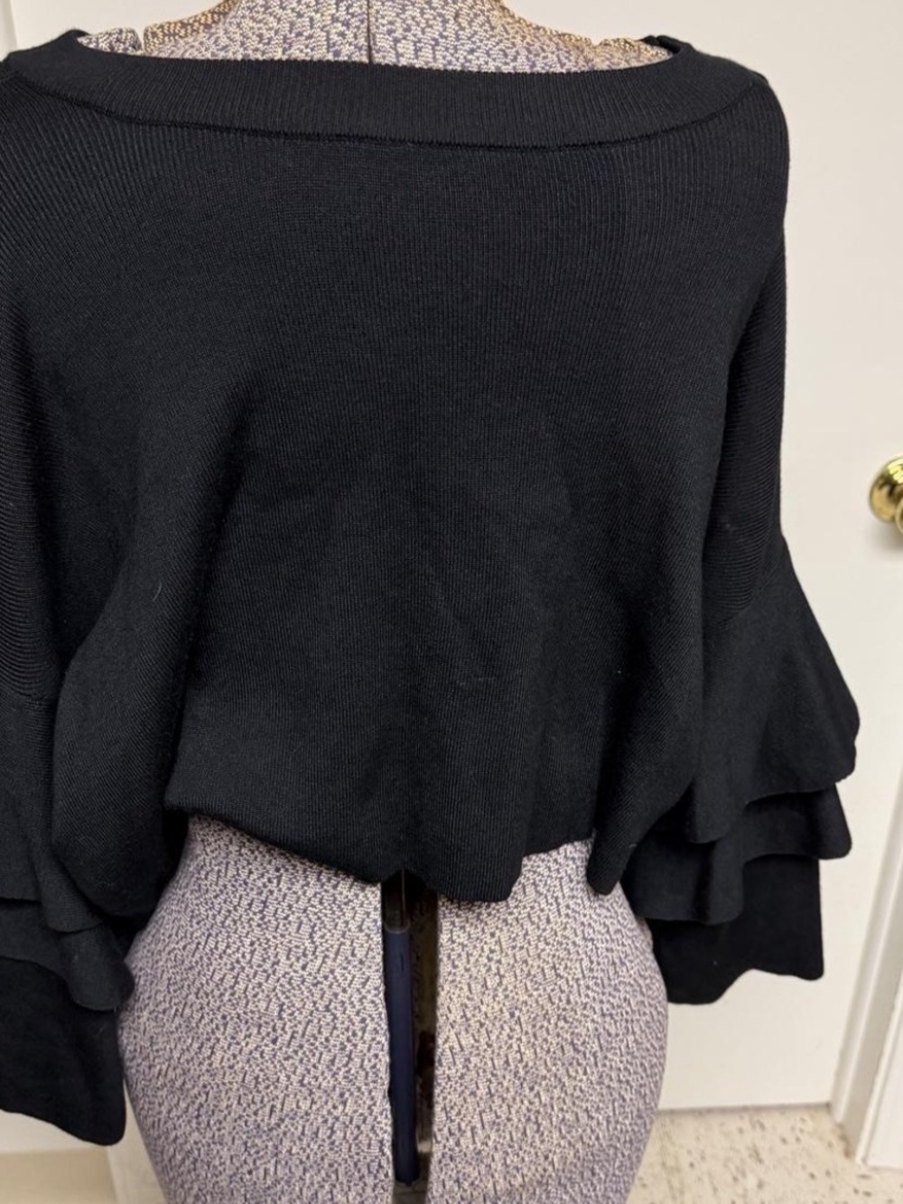 Elodie Ruffle Sleeve Blouse in Black Size Large